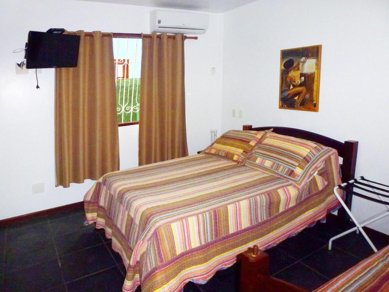 Pousada Ancoradouro Hotel Vila do Abraao Ngoại thất bức ảnh